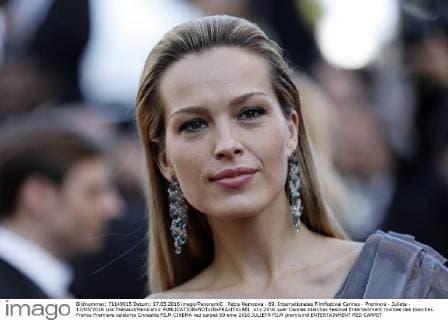 Petra Nemcova - 69. Internationales Filmfestival Cannes - Premiere - Julieta - 17 05 2016 LoicThebaud Panoramic 