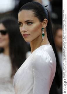 Adriana Lima - 69. Internationales Filmfestival Cannes - Premiere - Julieta - 17 05 2016 LoicThebaud Panoramic 