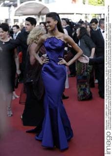 Cindy Bruna - 69. Internationales Filmfestival Cannes - Premiere - Julieta - 17 05 2016 LoicThebaud Panoramic 