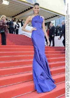 Cindy Bruna - 69. Internationales Filmfestival Cannes - Premiere - Julieta - 17 05 2016 LoicThebaud Panoramic 