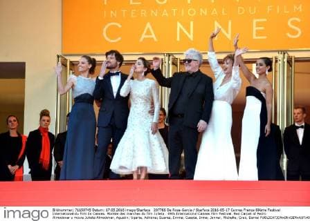 207766 De Rosa-Garcia Starface 2016-05-17 Cannes France 69ème Festival International du Film de Cannes. Montée des marches du film Julieta . 69th International Cannes Film Festival. Red Carpet of Pedro Almodovar s movie Julieta Almodovar, Agustin; Ugarte, Adriana; Suarez, Emma; Cuesta, Inma; Jenner, Michelle; Grao, Daniel  Copyright: xDexRosa-Garciax xStarfacex STAR_207766_048