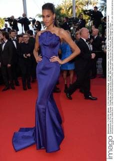 207766 De Rosa-Garcia Starface 2016-05-17 Cannes France 69ème Festival International du Film de Cannes. Montée des marches du film Julieta . 69th International Cannes Film Festival. Red Carpet of Pedro Almodovar s movie Julieta Burn, Cindy  Copyright: xDexRosa-Garciax xStarfacex STAR_207766_071