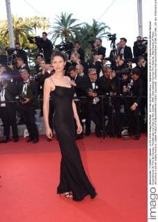 207766 De Rosa-Garcia Starface 2016-05-17 Cannes France 69ème Festival International du Film de Cannes. Montée des marches du film Julieta . 69th International Cannes Film Festival. Red Carpet of Pedro Almodovar s movie Julieta Fontana, Isabeli  Copyright: xDexRosa-Garciax xStarfacex STAR_207766_100