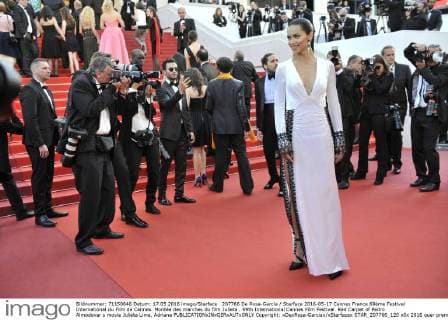 207766 De Rosa-Garcia Starface 2016-05-17 Cannes France 69ème Festival International du Film de Cannes. Montée des marches du film Julieta . 69th International Cannes Film Festival. Red Carpet of Pedro Almodovar s movie Julieta Lima, Adriana  Copyright: xDexRosa-Garciax xStarfacex STAR_207766_120