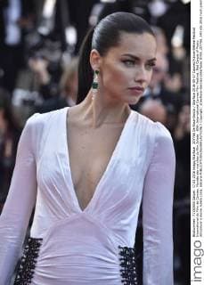 207766 De Rosa-Garcia Starface 2016-05-17 Cannes France 69ème Festival International du Film de Cannes. Montée des marches du film Julieta . 69th International Cannes Film Festival. Red Carpet of Pedro Almodovar s movie Julieta Lima, Adriana  Copyright: xDexRosa-Garciax xStarfacex STAR_207766_140