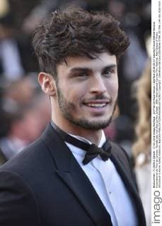 207766 De Rosa-Garcia Starface 2016-05-17 Cannes France 69ème Festival International du Film de Cannes. Montée des marches du film Julieta . 69th International Cannes Film Festival. Red Carpet of Pedro Almodovar s movie Julieta Giabiconi, Baptiste  Copyright: xDexRosa-Garciax xStarfacex STAR_207766_149