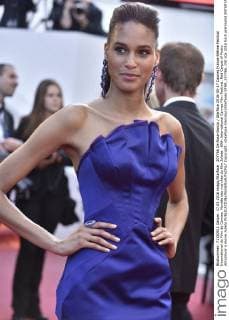 207766 De Rosa-Garcia Starface 2016-05-17 Cannes France 69ème Festival International du Film de Cannes. Montée des marches du film Julieta . 69th International Cannes Film Festival. Red Carpet of Pedro Almodovar s movie Julieta  Copyright: xDexRosa-Garciax xStarfacex STAR_207766_150