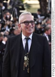 207766 De Rosa-Garcia Starface 2016-05-17 Cannes France 69ème Festival International du Film de Cannes. Montée des marches du film Julieta . 69th International Cannes Film Festival. Red Carpet of Pedro Almodovar s movie Julieta Gaultier, Jean-Paul  Copyright: xDexRosa-Garciax xStarfacex STAR_207766_160