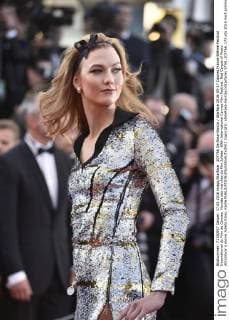 207766 De Rosa-Garcia Starface 2016-05-17 Cannes France 69ème Festival International du Film de Cannes. Montée des marches du film Julieta . 69th International Cannes Film Festival. Red Carpet of Pedro Almodovar s movie Julieta Kloss, Karlie  Copyright: xDexRosa-Garciax xStarfacex STAR_207766_172