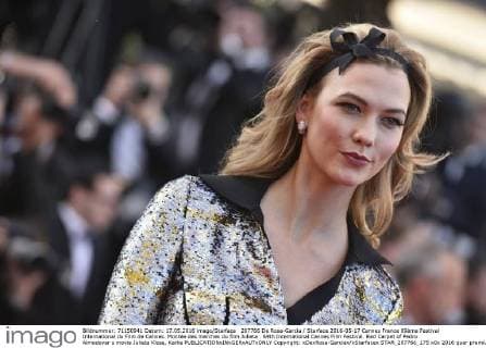 207766 De Rosa-Garcia Starface 2016-05-17 Cannes France 69ème Festival International du Film de Cannes. Montée des marches du film Julieta . 69th International Cannes Film Festival. Red Carpet of Pedro Almodovar s movie Julieta Kloss, Karlie  Copyright: xDexRosa-Garciax xStarfacex STAR_207766_175