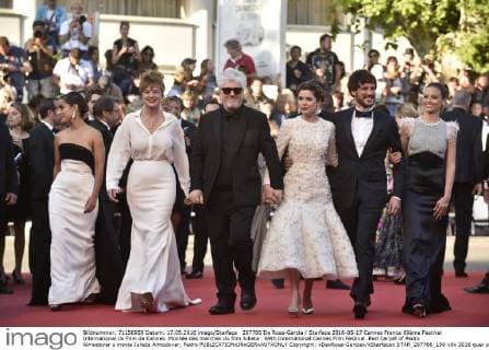 207766 De Rosa-Garcia Starface 2016-05-17 Cannes France 69ème Festival International du Film de Cannes. Montée des marches du film Julieta . 69th International Cannes Film Festival. Red Carpet of Pedro Almodovar s movie Julieta Almodovar, Pedro  Copyright: xDexRosa-Garciax xStarfacex STAR_207766_190
