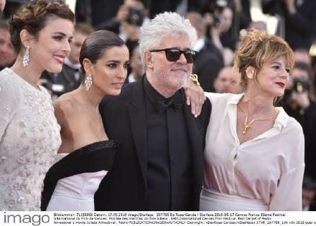 207766 De Rosa-Garcia Starface 2016-05-17 Cannes France 69ème Festival International du Film de Cannes. Montée des marches du film Julieta . 69th International Cannes Film Festival. Red Carpet of Pedro Almodovar s movie Julieta Almodovar, Pedro  Copyright: xDexRosa-Garciax xStarfacex STAR_207766_196