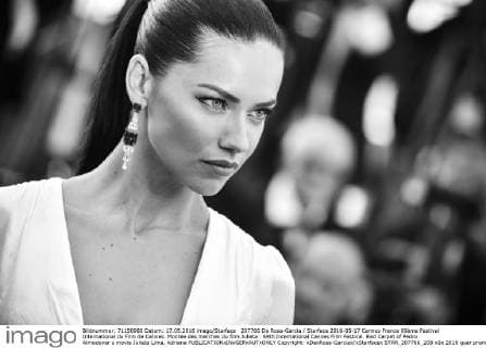 207766 De Rosa-Garcia Starface 2016-05-17 Cannes France 69ème Festival International du Film de Cannes. Montée des marches du film Julieta . 69th International Cannes Film Festival. Red Carpet of Pedro Almodovar s movie Julieta Lima, Adriana  Copyright: xDexRosa-Garciax xStarfacex STAR_207766_208