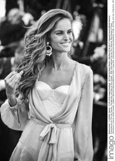 207766 De Rosa-Garcia Starface 2016-05-17 Cannes France 69ème Festival International du Film de Cannes. Montée des marches du film Julieta . 69th International Cannes Film Festival. Red Carpet of Pedro Almodovar s movie Julieta Goulart, Izabel  Copyright: xDexRosa-Garciax xStarfacex STAR_207766_210