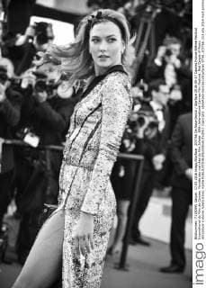 207766 De Rosa-Garcia Starface 2016-05-17 Cannes France 69ème Festival International du Film de Cannes. Montée des marches du film Julieta . 69th International Cannes Film Festival. Red Carpet of Pedro Almodovar s movie Julieta Kloss, Karlie  Copyright: xDexRosa-Garciax xStarfacex STAR_207766_213