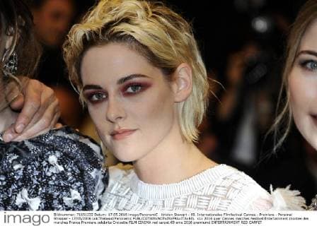 Kristen Stewart - 69. Internationales Filmfestival Cannes - Premiere - Personal Shopper - 17 05 2016 LoicThebaud Panoramic 