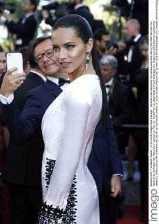 Adriana Lima attending the Julieta premiere during the 69th Cannes Film Festival at the Palais des Festivals in Cannes on May 17, 2016 Foto:xD.xBedrosianx xFuturexImage