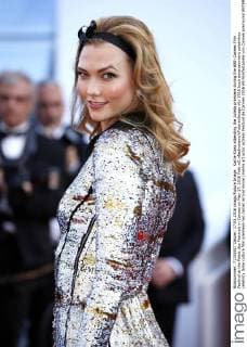 Karlie Kloss attending the Julieta premiere during the 69th Cannes Film Festival at the Palais des Festivals in Cannes on May 17, 2016 Foto:xD.xBedrosianx xFuturexImage