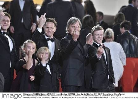207770 De Rosa-Garcia Starface 2016-05-17 Cannes France 69ème Festival International du Film de Cannes. Montée des marches du film Personal Shopper . 69th International cannes Film festival. Red Carpet of Personal Shopper movie. Mortensen, Viggo  Copyright: xDexRosa-Garciax xStarfacex STAR_207770_073