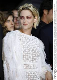 Kristen Stewart attending the Personal Shopper premiere during the 69th Cannes Film Festival at the Palais des Festivals in Cannes on May 17, 2016 Foto:xD.xBedrosianx xFuturexImage