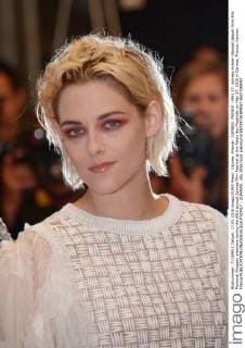 Cannes, France - CANNES, FRANCE - MAY 17: actress Kristen Stewart depart from the Personal Shopper premiere during the 69th annual Cannes Film Festival at the Palais des Festivals on May 17, 2016 in Cannes, France. Cannes France - ZUMAi09_