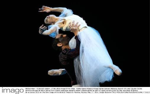 Rome Opera House principal ballet dancers Rebecca Bianchi (R) and Claudio Cocino perform the pas de deux dance from French composer Adolphe Adam s Giselle ballet as part of a gala concert given by the nominees of Benois de la Danse-2016 on the New Stage of the Bolshoi Theatre in Moscow, Russia, May 17, 2016. Sergei Bobylev TASS  TS0237F3