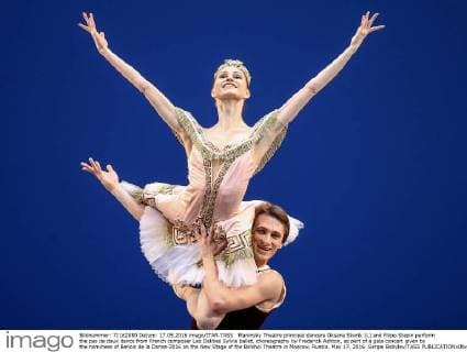 Mariinsky Theatre principal dancers Oksana Skorik (L) and Filipp Stepin perform the pas de deux dance from French composer Leo Delibes Sylvia ballet, choreography by Frederick Ashton, as part of a gala concert given by the nominees of Benois de la Danse-2016 on the New Stage of the Bolshoi Theatre in Moscow, Russia, May 17, 2016. Sergei Bobylev TASS  TS023807