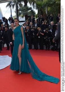 69th Cannes Film Festival 2016, Red Carpet film La Fille Inconnue . Pictured: Ana Beatriz Barros  SimonexComi Cannes