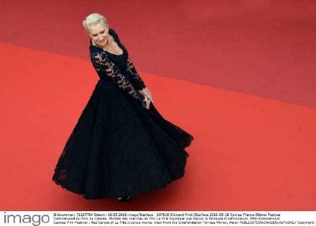 207818 Clément Prioli Starface 2016-05-18 Cannes France 69ème Festival International du Film de Cannes. Montée des marches du film La Fille Inconnue vue depuis la Terrasse CinéFondation. 69th International Cannes Film Festival . Red Carpet of La Fille Inconue movie, View from the CineFondation Terrass Mirren, Helen  Copyright: xClémentxPriolix STAR_207818_013
