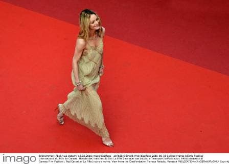 207818 Clément Prioli Starface 2016-05-18 Cannes France 69ème Festival International du Film de Cannes. Montée des marches du film La Fille Inconnue vue depuis la Terrasse CinéFondation. 69th International Cannes Film Festival . Red Carpet of La Fille Inconue movie, View from the CineFondation Terrass Paradis, Vanessa  Copyright: xClémentxPriolix STAR_207818_030