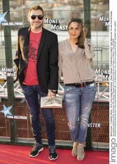 Money Monster Filmpremiere in Madrid Frank Blanco and his wife Sira Fernandez during the premiere of the American Film Money Monster at the Roof of the Torre Picasso in Madrid. May 18 2016.  (201605018039)