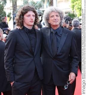 69. Festival de Cannes - La Fille Inconnue Premiere Cesar Chouraqui and Elie Chouraqui arrive on the red carpet before the screening of the film La Fille Inconnue (The Unknown Girl) at the 69th annual Cannes International Film Festival in Cannes, France on May 18, 2016.  CAN20160518849 DAVIDxSILPA