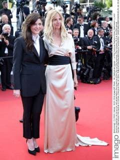69. Festival de Cannes - La Fille Inconnue Premiere Chiara Mastroianni (L) and Sandrine Kiberlain arrive on the red carpet before the screening of the film La Fille Inconnue (The Unknown Girl) at the 69th annual Cannes International Film Festival in Cannes, France on May 18, 2016.  CAN20160518854 DAVIDxSILPA