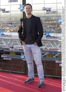 Money Monster Filmpremiere in Madrid Antonio Zabalbur bei der Premiere des Kinofilms Money Monster auf dem Dach des Torre Picasso. Madrid, 18.05.2016 Antonio Zabalburu  Foto:xDyDxFotografosx xFuturexImage