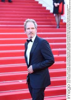 207862 Julien Cauvin Starface 2016-05-19 Cannes France 69eme Festival International du Film de Cannes. Montee des marches du film Bacalaureat . 69th International Cannes Film Festival. Red Carpet of Bacalaureat (Graduation) movie. Thompson, Christopher  Copyright: xJulienxCauvinx STAR_207862_005
