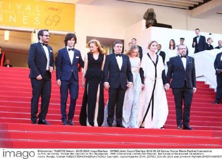 207862 Julien Cauvin Starface 2016-05-19 Cannes France 69eme Festival International du Film de Cannes. Montee des marches du film Bacalaureat . 69th International Cannes Film Festival. Red Carpet of Bacalaureat (Graduation) movie. Mungiu, Cristian  Copyright: xJulienxCauvinx STAR_207862_016
