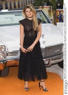 May 19, 2016 - London, London, UK - LAUREN HUTTON attends The Nice Guys UK film premiere. London, UK. London UK  - ZUMAl94_