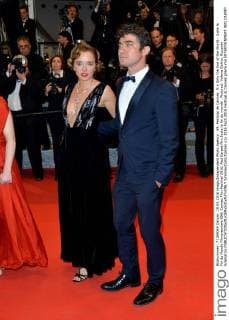 69. Festival de Cannes: It s Only the End of the World - Juste la Fin du Monde Filmpremiere 69th Cannes Film Festival 2016, Red Carpet film Juste la fin du monde . Pictured: Valeria Golino, Riccardo Scamarcio  SimonexComi Cannes