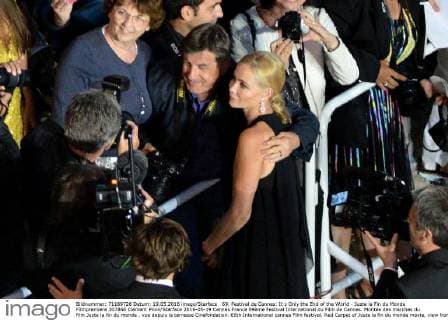 69. Festival de Cannes: It s Only the End of the World - Juste la Fin du Monde Filmpremiere 207866 Clément Prioli Starface 2016-05-19 Cannes France 69ème Festival International du Film de Cannes. Montée des marches du film Juste la fin du monde , vue depuis la terrasse Cinefondation. 69th International cannes Film festival. Red Carpet of Juste la fin du monde movie, view from CineFondation Terrass. Beart, Emmanuelle  Copyright: xClémentxPriolix STAR_207866_003