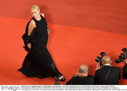 69. Festival de Cannes: It s Only the End of the World - Juste la Fin du Monde Filmpremiere 207866 Clément Prioli Starface 2016-05-19 Cannes France 69ème Festival International du Film de Cannes. Montée des marches du film Juste la fin du monde , vue depuis la terrasse Cinefondation. 69th International cannes Film festival. Red Carpet of Juste la fin du monde movie, view from CineFondation Terrass. Beart, Emmanuelle  Copyright: xClémentxPriolix STAR_207866_005