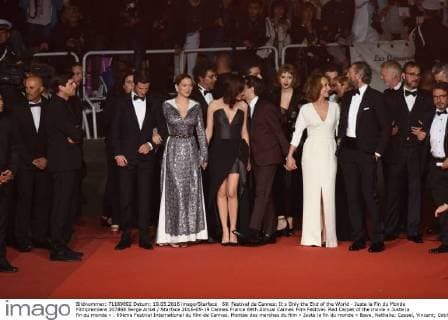 69. Festival de Cannes: It s Only the End of the World - Juste la Fin du Monde Filmpremiere 207868 Serge Arnal Starface 2016-05-19 Cannes France 69th Annual Cannes Film Festival. Red Carpet of the movie « Juste la fin du monde » . 69ème Festival International du film de Cannes. Montée des marches du film « Juste la fin du monde » Baye, Nathalie; Cassel, Vincent; Cotillard, Marion; Ulliel, Gaspard; Seydoux, Léa; Dolan, Xavier  Copyright: xSergexArnalx xStarfacex STAR_207868_030