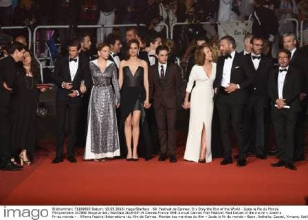 69. Festival de Cannes: It s Only the End of the World - Juste la Fin du Monde Filmpremiere 207868 Serge Arnal Starface 2016-05-19 Cannes France 69th Annual Cannes Film Festival. Red Carpet of the movie « Juste la fin du monde » . 69ème Festival International du film de Cannes. Montée des marches du film « Juste la fin du monde » Baye, Nathalie; Cassel, Vincent; Cotillard, Marion; Ulliel, Gaspard; Seydoux, Léa; Dolan, Xavier  Copyright: xSergexArnalx xStarfacex STAR_207868_031