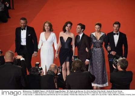 69. Festival de Cannes: It s Only the End of the World - Juste la Fin du Monde Filmpremiere 207868 Serge Arnal Starface 2016-05-19 Cannes France 69th Annual Cannes Film Festival. Red Carpet of the movie « Juste la fin du monde » . 69ème Festival International du film de Cannes. Montée des marches du film « Juste la fin du monde » Baye, Nathalie; Cassel, Vincent; Cotillard, Marion; Ulliel, Gaspard; Seydoux, Léa; Dolan, Xavier  Copyright: xSergexArnalx xStarfacex STAR_207868_041