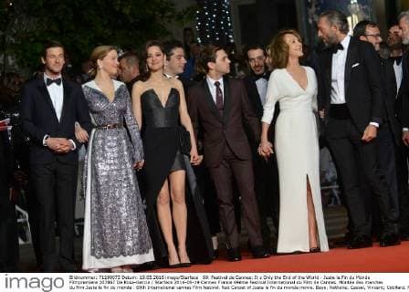 69. Festival de Cannes: It s Only the End of the World - Juste la Fin du Monde Filmpremiere 207867 De Rosa-Garcia Starface 2016-05-19 Cannes France 69ème Festival International du Film de Cannes. Montée des marches du film Juste la fin du monde . 69th International cannes Film festival. Red Carpet of Juste la fin du monde movie. Baye, Nathalie; Cassel, Vincent; Cotillard, Marion; Ulliel, Gaspard; Seydoux, Léa; Dolan, Xavier  Copyright: xDexRosa-Garciax xStarfacex STAR_207867_032