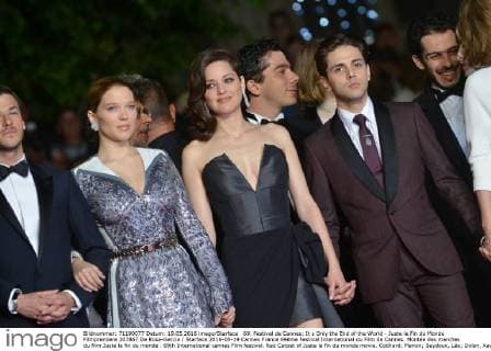 69. Festival de Cannes: It s Only the End of the World - Juste la Fin du Monde Filmpremiere 207867 De Rosa-Garcia Starface 2016-05-19 Cannes France 69ème Festival International du Film de Cannes. Montée des marches du film Juste la fin du monde . 69th International cannes Film festival. Red Carpet of Juste la fin du monde movie. Cotillard, Marion; Seydoux, Léa; Dolan, Xavier  Copyright: xDexRosa-Garciax xStarfacex STAR_207867_036