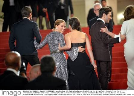 69. Festival de Cannes: It s Only the End of the World - Juste la Fin du Monde Filmpremiere 207867 De Rosa-Garcia Starface 2016-05-19 Cannes France 69ème Festival International du Film de Cannes. Montée des marches du film Juste la fin du monde . 69th International cannes Film festival. Red Carpet of Juste la fin du monde movie. Cotillard, Marion; Seydoux, Léa; Dolan, Xavier  Copyright: xDexRosa-Garciax xStarfacex STAR_207867_050
