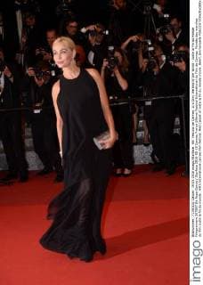 69. Festival de Cannes: It s Only the End of the World - Juste la Fin du Monde Filmpremiere 207867 De Rosa-Garcia Starface 2016-05-19 Cannes France 69ème Festival International du Film de Cannes. Montée des marches du film Juste la fin du monde . 69th International cannes Film festival. Red Carpet of Juste la fin du monde movie. Beart, Emmanuelle  Copyright: xDexRosa-Garciax xStarfacex STAR_207867_061