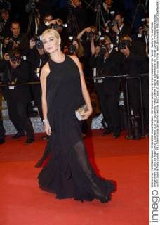 69. Festival de Cannes: It s Only the End of the World - Juste la Fin du Monde Filmpremiere 207867 De Rosa-Garcia Starface 2016-05-19 Cannes France 69ème Festival International du Film de Cannes. Montée des marches du film Juste la fin du monde . 69th International cannes Film festival. Red Carpet of Juste la fin du monde movie. Beart, Emmanuelle  Copyright: xDexRosa-Garciax xStarfacex STAR_207867_062