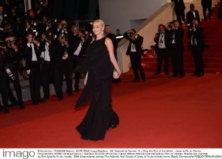 69. Festival de Cannes: It s Only the End of the World - Juste la Fin du Monde Filmpremiere 207867 De Rosa-Garcia Starface 2016-05-19 Cannes France 69ème Festival International du Film de Cannes. Montée des marches du film Juste la fin du monde . 69th International cannes Film festival. Red Carpet of Juste la fin du monde movie. Beart, Emmanuelle  Copyright: xDexRosa-Garciax xStarfacex STAR_207867_065