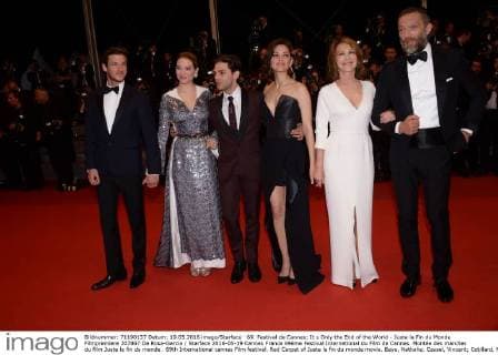 69. Festival de Cannes: It s Only the End of the World - Juste la Fin du Monde Filmpremiere 207867 De Rosa-Garcia Starface 2016-05-19 Cannes France 69ème Festival International du Film de Cannes. Montée des marches du film Juste la fin du monde . 69th International cannes Film festival. Red Carpet of Juste la fin du monde movie. Baye, Nathalie; Cassel, Vincent; Cotillard, Marion; Ulliel, Gaspard; Seydoux, Léa; Dolan, Xavier  Copyright: xDexRosa-Garciax xStarfacex STAR_207867_096